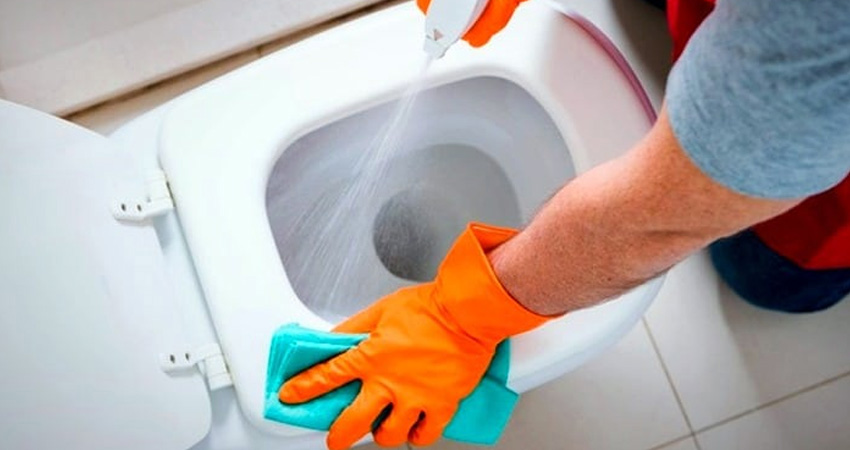 نحوه تمیز کردن زردی دستشویی سرامیکی بدون مواد شیمیایی