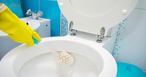 چگونه زردی سنگ دستشویی را تمیز کنیم